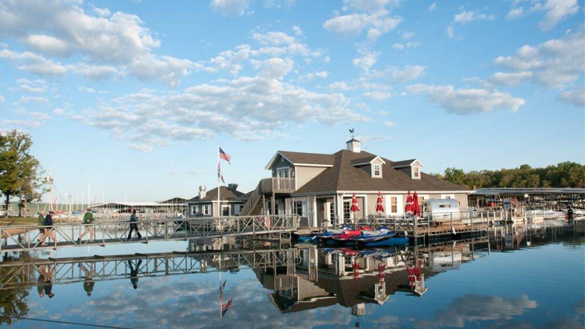 Ground view of the marina at Table Rock Lake State Park in Branson, Missouri, USA